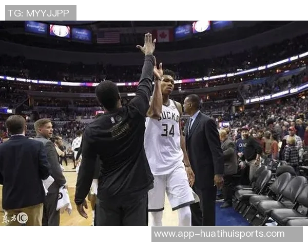 托布短暂出场却高效表现13分钟内砍下14分6篮板2盖帽展现实力